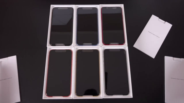 6-new-iphone-xr-in-boxes