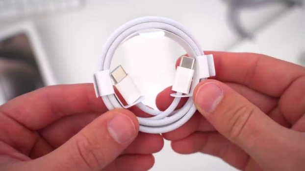 iPhone 15 Pro usb c cable